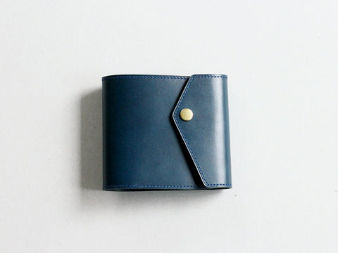 薄型二つ折り財布“Carriage”