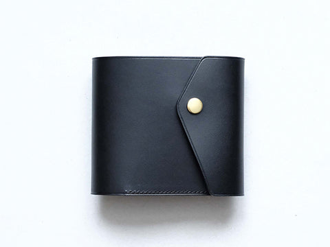 Slim bi-fold wallet "Carriage"