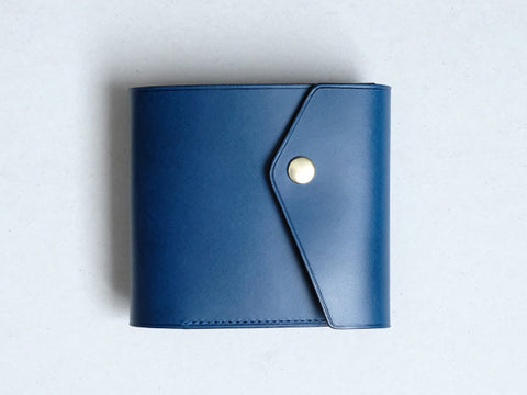 Slim bi-fold wallet "Carriage"