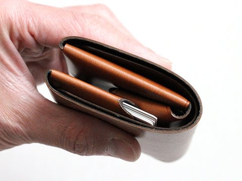 Bi-fold mini wallet "Enfold Coin" (without strap)