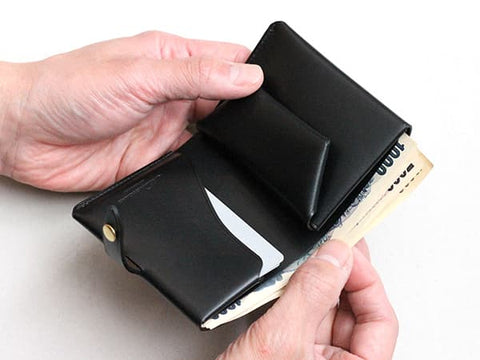 二つ折りミニ財布“Enfold Coin”